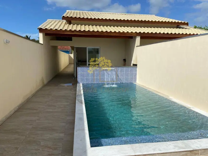 Foto 1 de Casa com 2 quartos à venda, 200m2 em Itanhaem - SP