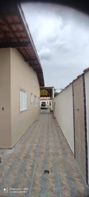 Foto 3 de Casa com 2 quartos à venda, 150m2 em Itanhaem - SP