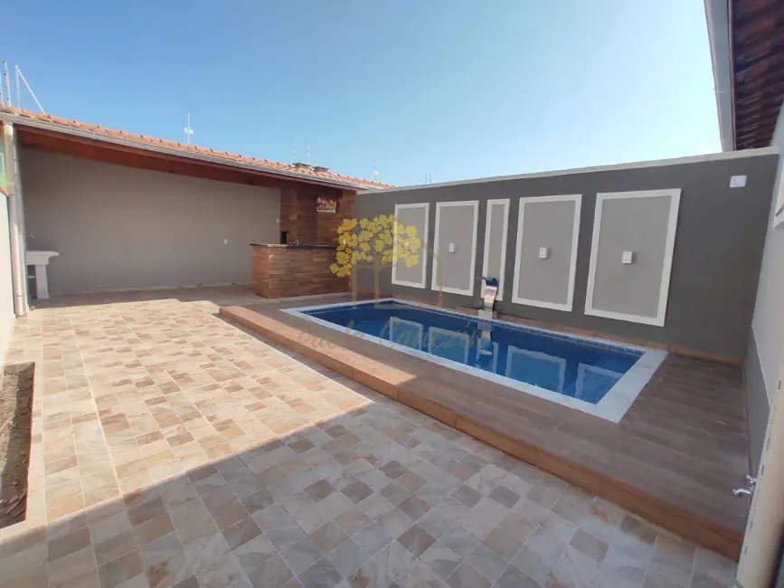 Foto 5 de Casa com 2 quartos à venda, 180m2 em Itanhaem - SP