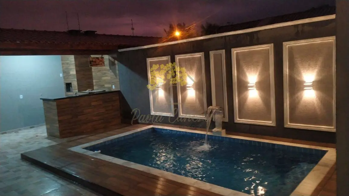 Foto 6 de Casa com 2 quartos à venda, 180m2 em Itanhaem - SP