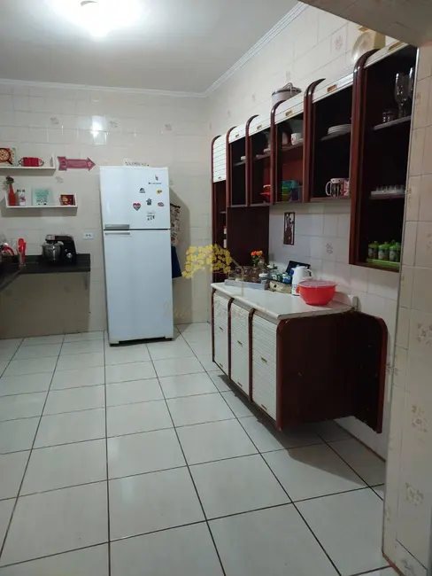 Foto 2 de Casa com 2 quartos à venda em Itanhaem - SP