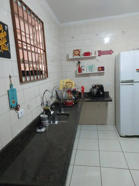 Foto 9 de Casa com 2 quartos à venda em Itanhaem - SP