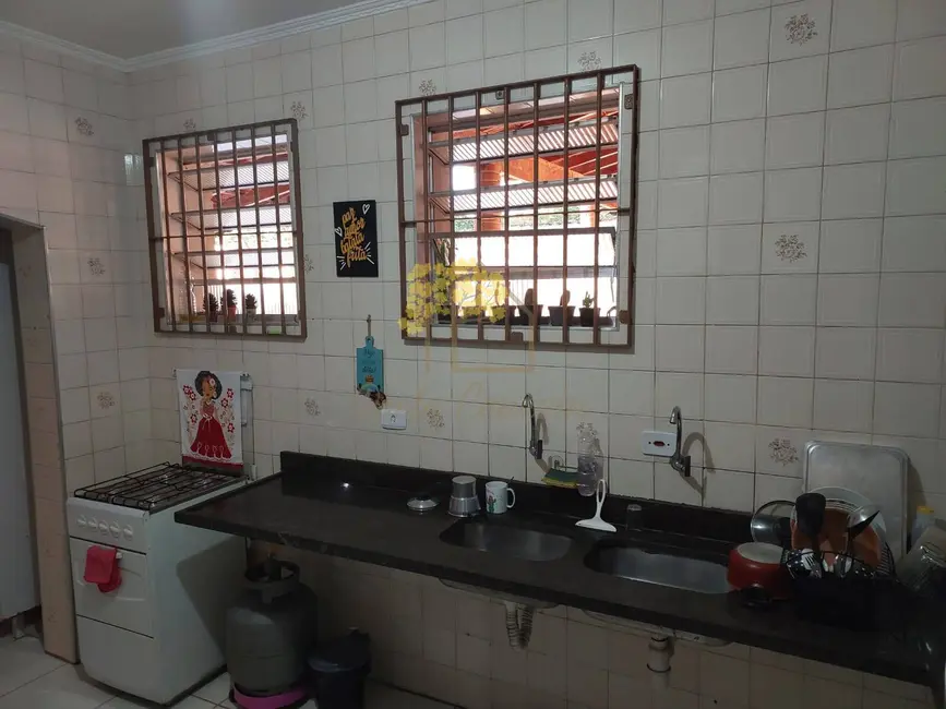 Foto 3 de Casa com 2 quartos à venda em Itanhaem - SP