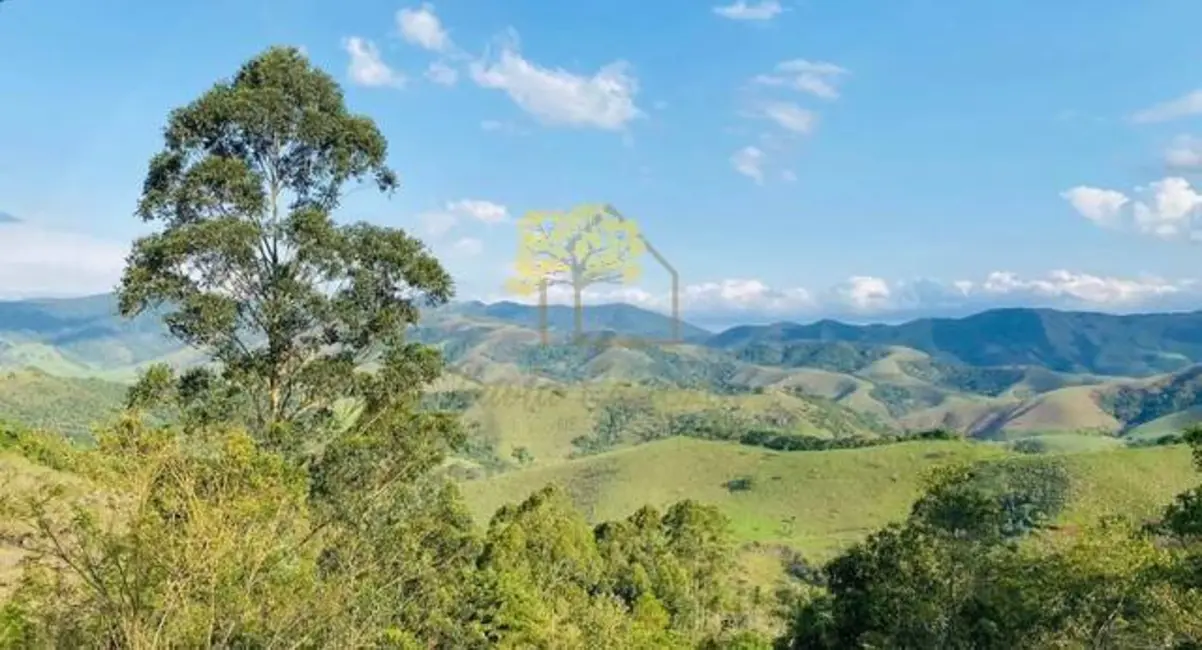 Foto 2 de Sítio / Rancho com 4 quartos à venda, 28m2 em Centro, Monteiro Lobato - SP