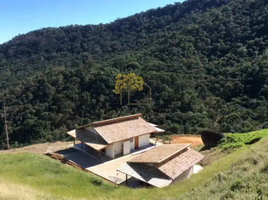 Sítio / Rancho com 3 quartos à venda e para alugar, 150m2 em Sao Jose Dos Campos - SP - imagem 5 Foto 5 de Sítio / Rancho com 3 quartos à venda e para alugar, 150m2 em Sao Jose Dos Campos - SP