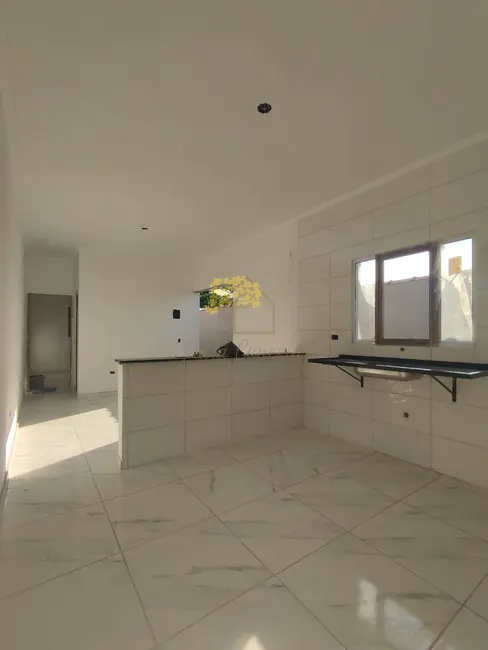 Foto 6 de Casa com 2 quartos à venda, 175m2 em Itanhaem - SP