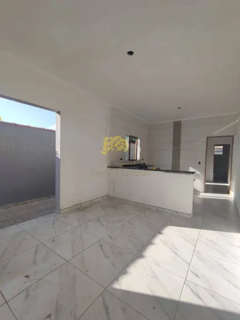 Foto 5 de Casa com 2 quartos à venda, 175m2 em Itanhaem - SP