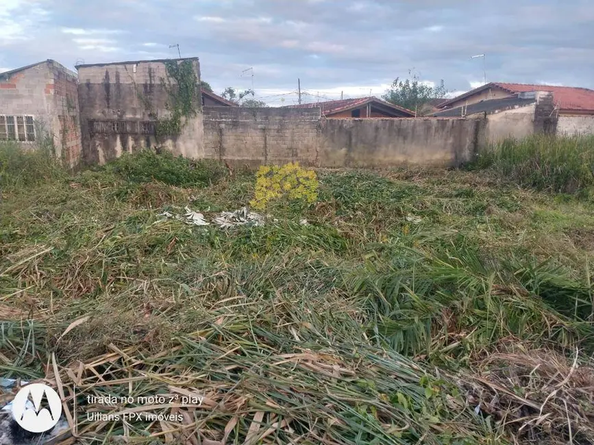 Foto 2 de Terreno / Lote à venda, 307m2 em Itanhaem - SP
