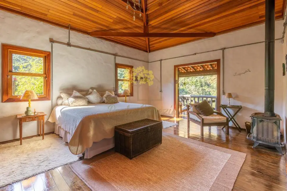 Foto 7 de Sítio / Rancho com 4 quartos à venda, 400m2 em Sao Jose Dos Campos - SP