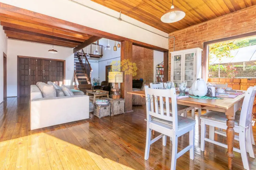 Foto 4 de Sítio / Rancho com 4 quartos à venda, 400m2 em Sao Jose Dos Campos - SP