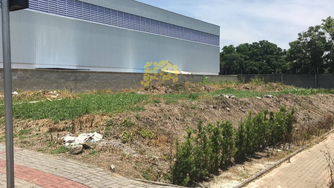 Foto 1 de Terreno / Lote à venda, 1000m2 em Rio Abaixo, Jacarei - SP