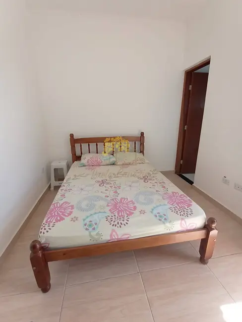 Casa de Condomínio com 2 quartos à venda, 75m2 em Itanhaem - SP - imagem 3 Foto 3 de Casa de Condomínio com 2 quartos à venda, 75m2 em Itanhaem - SP
