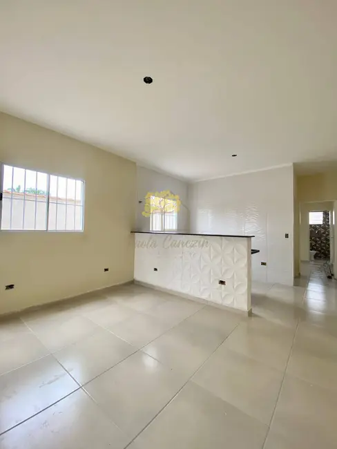 Casa com 2 quartos à venda, 70m2 em Itanhaem - SP - imagem 9 Foto 9 de Casa com 2 quartos à venda, 70m2 em Itanhaem - SP