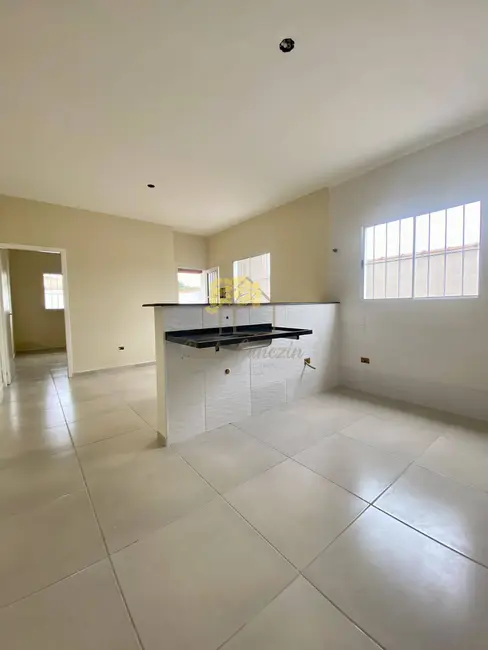 Casa com 2 quartos à venda, 70m2 em Itanhaem - SP - imagem 7 Foto 7 de Casa com 2 quartos à venda, 70m2 em Itanhaem - SP