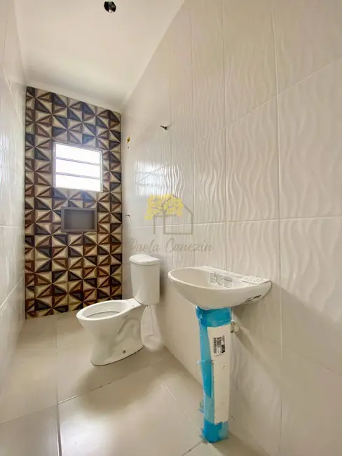 Casa com 2 quartos à venda, 70m2 em Itanhaem - SP - imagem 8 Foto 8 de Casa com 2 quartos à venda, 70m2 em Itanhaem - SP