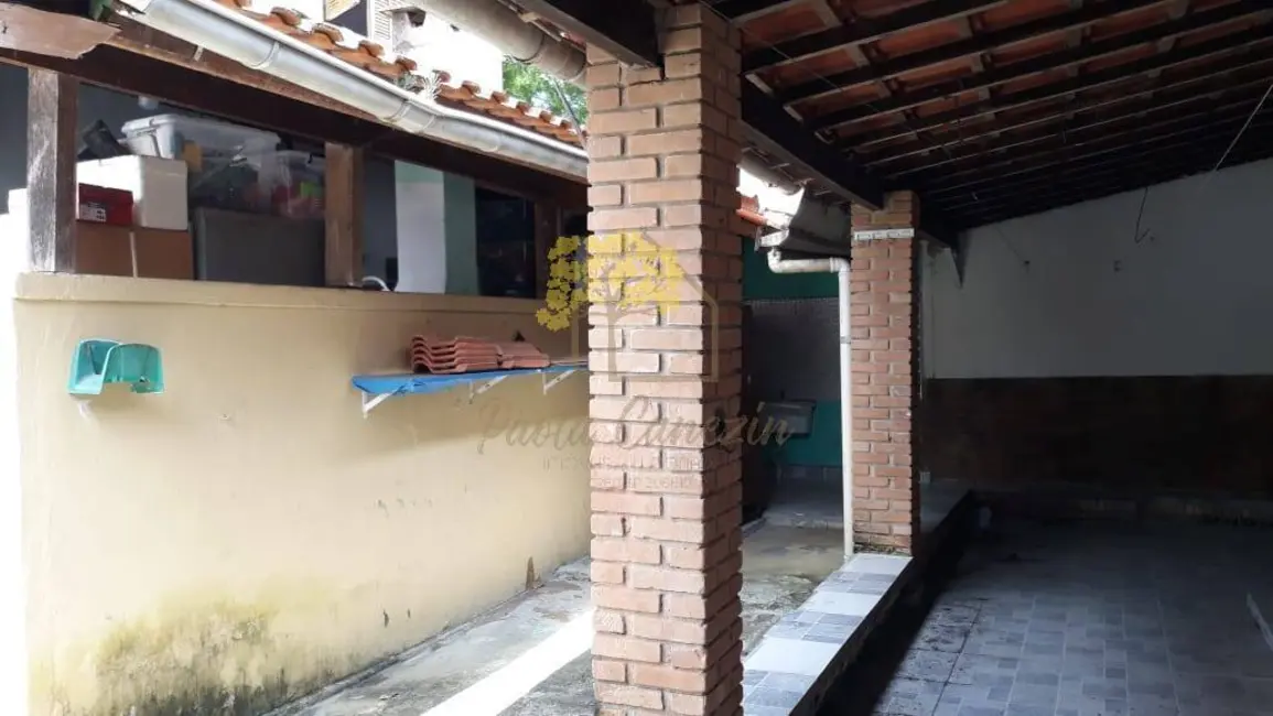 Foto 9 de Casa com 4 quartos à venda e para alugar em Jardim Jaqueira, Caraguatatuba - SP