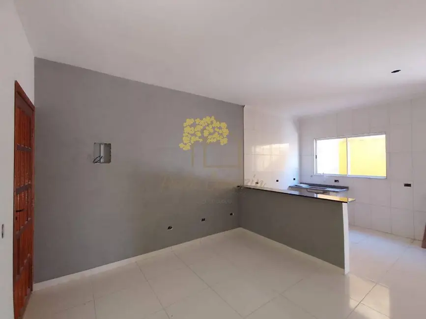 Foto 5 de Casa com 2 quartos à venda, 70m2 em Itanhaem - SP