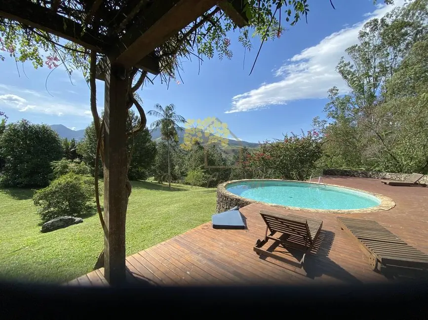 Sítio / Rancho com 7 quartos à venda, 1000m2 em Sao Jose Dos Campos - SP - imagem 2 Foto 2 de Sítio / Rancho com 7 quartos à venda, 1000m2 em Sao Jose Dos Campos - SP