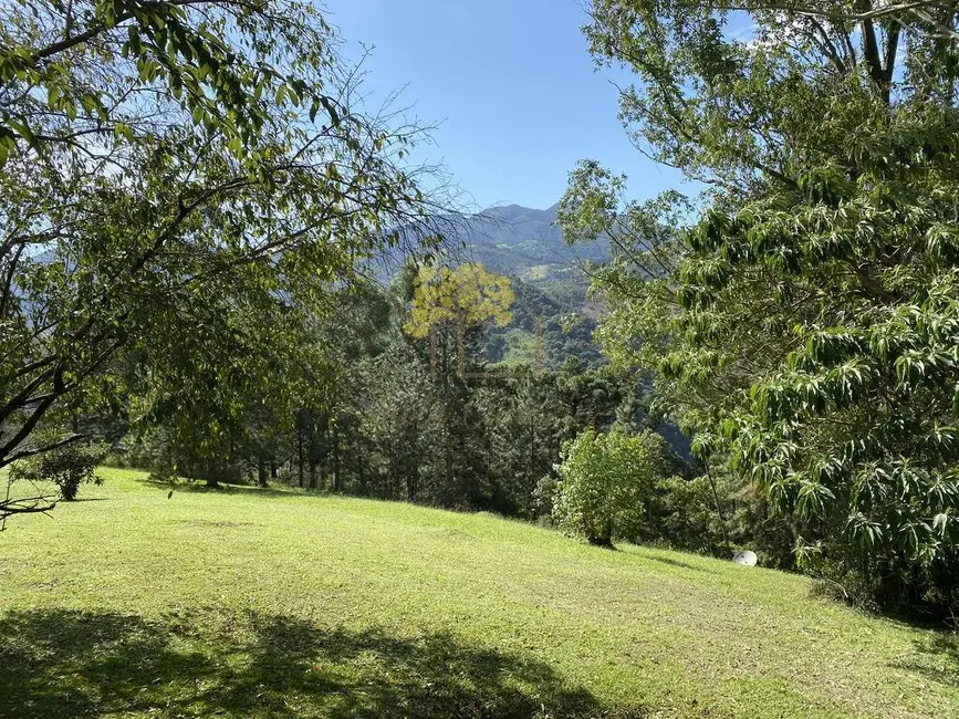 Sítio / Rancho com 7 quartos à venda, 1000m2 em Sao Jose Dos Campos - SP - imagem 5 Foto 5 de Sítio / Rancho com 7 quartos à venda, 1000m2 em Sao Jose Dos Campos - SP