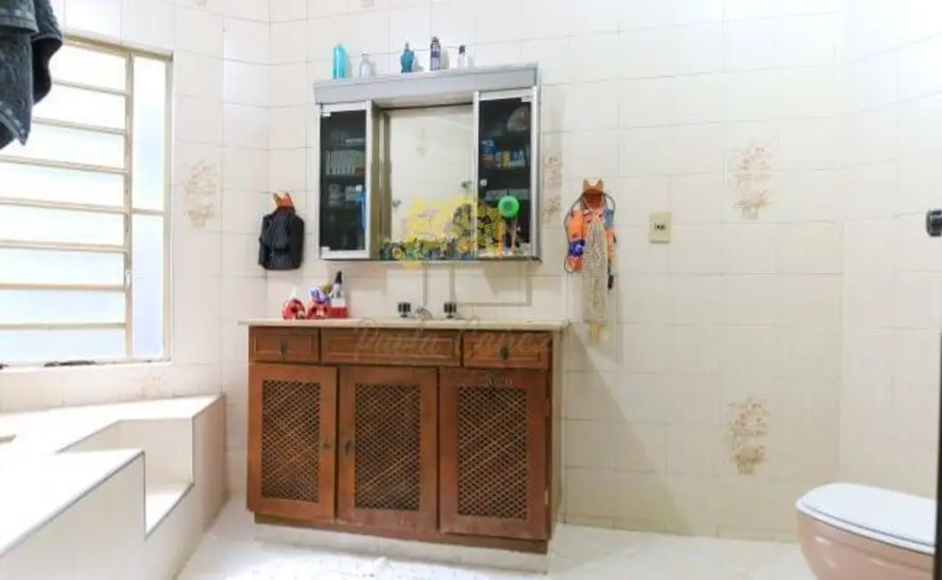 Foto 7 de Casa com 4 quartos à venda em Sao Jose Dos Campos - SP