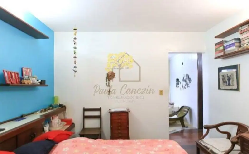 Foto 6 de Casa com 4 quartos à venda em Sao Jose Dos Campos - SP