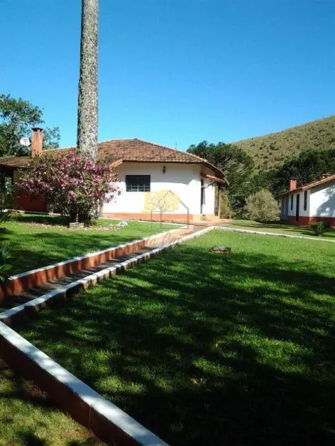 Foto 1 de Chácara com 3 quartos à venda em Sao Jose Dos Campos - SP