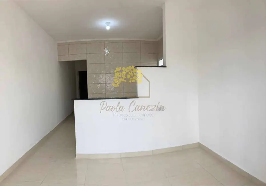 Casa com 2 quartos à venda em Itanhaem - SP - imagem 5 Foto 5 de Casa com 2 quartos à venda em Itanhaem - SP