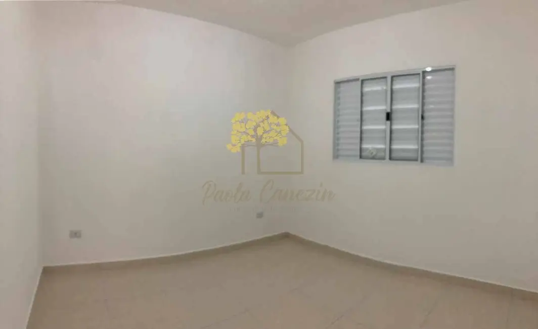 Casa com 2 quartos à venda em Itanhaem - SP - imagem 8 Foto 8 de Casa com 2 quartos à venda em Itanhaem - SP
