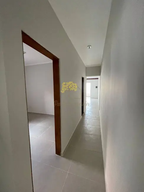 Foto 2 de Casa com 3 quartos à venda, 78m2 em Itanhaem - SP