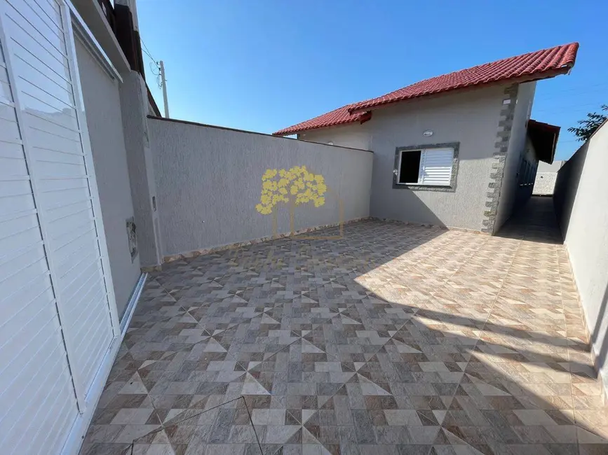 Foto 6 de Casa com 3 quartos à venda, 78m2 em Itanhaem - SP