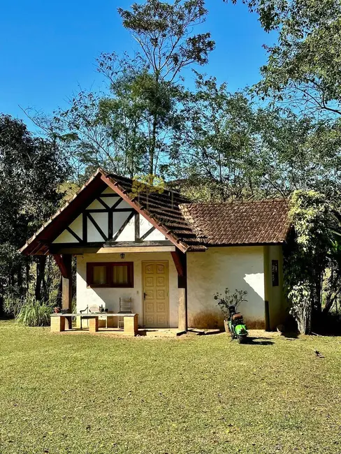 Sítio / Rancho com 3 quartos à venda, 36m2 em Sao Jose Dos Campos - SP - imagem 3 Foto 3 de Sítio / Rancho com 3 quartos à venda, 36m2 em Sao Jose Dos Campos - SP