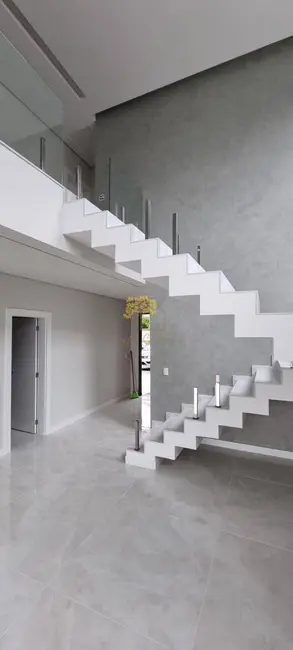 Foto 9 de Casa com 4 quartos à venda em Sao Jose Dos Campos - SP