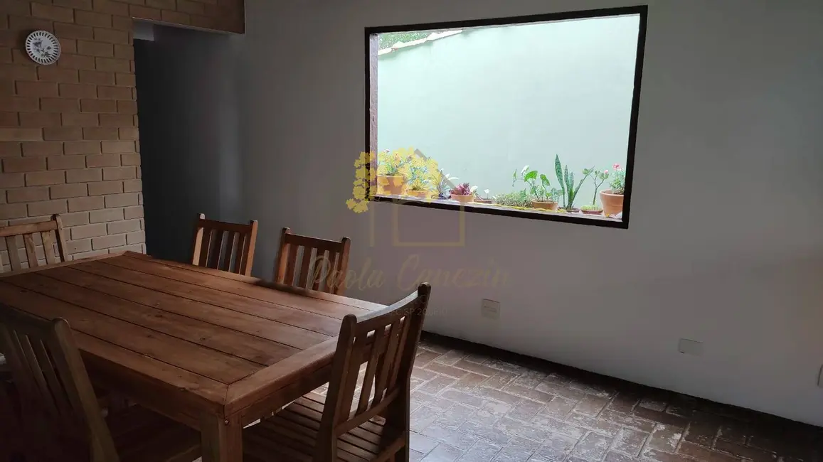 Foto 9 de Casa com 3 quartos à venda, 375m2 em Sao Jose Dos Campos - SP