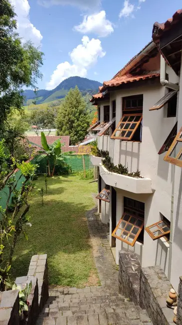 Foto 2 de Casa com 3 quartos à venda, 375m2 em Sao Jose Dos Campos - SP