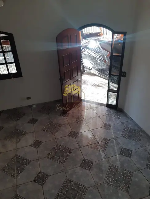 Foto 3 de Casa com 4 quartos à venda e para alugar em Vila Garcia (São Silvestre), Jacarei - SP