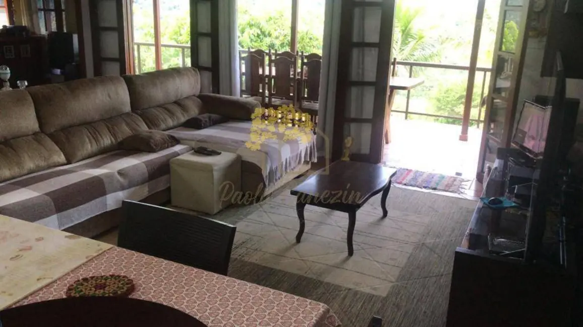 Foto 5 de Casa com 3 quartos à venda, 1060m2 em Centro, Jambeiro - SP