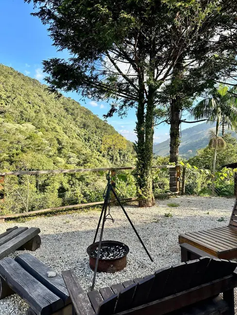 Pousada com 9 quartos à venda, 24000m2 em Sao Jose Dos Campos - SP - imagem 3 Foto 3 de Pousada com 9 quartos à venda, 24000m2 em Sao Jose Dos Campos - SP