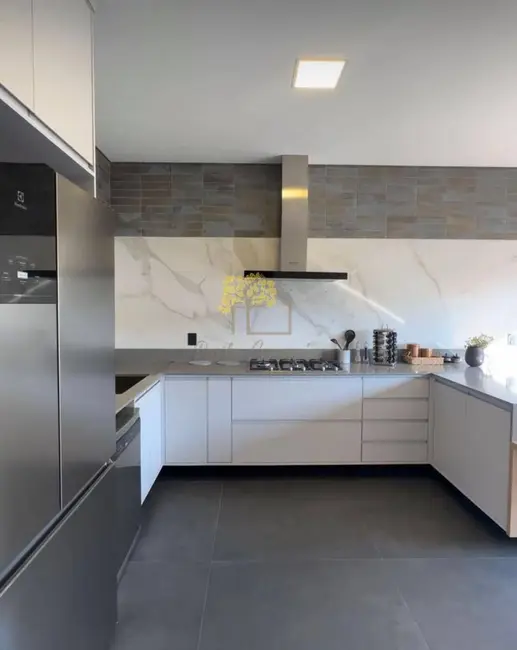 Foto 3 de Casa de Condomínio com 5 quartos à venda e para alugar, 469m2 em Sao Jose Dos Campos - SP