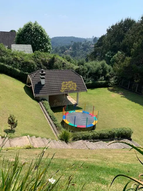 Foto 3 de Casa com 4 quartos à venda em Campos Do Jordao - SP