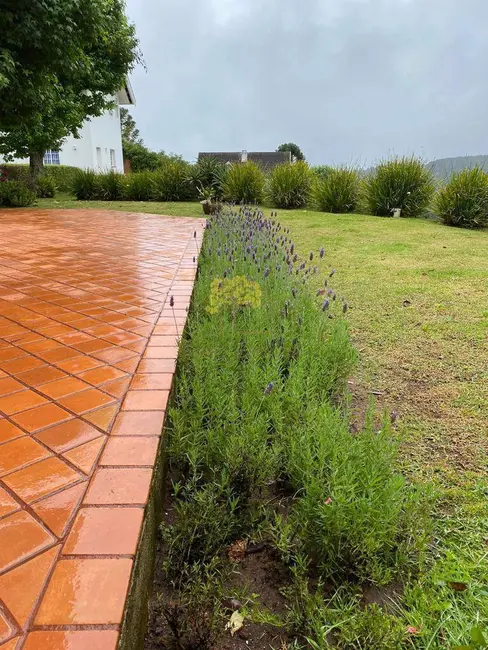 Foto 8 de Casa com 4 quartos à venda em Campos Do Jordao - SP