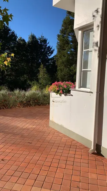 Foto 9 de Casa com 4 quartos à venda em Campos Do Jordao - SP