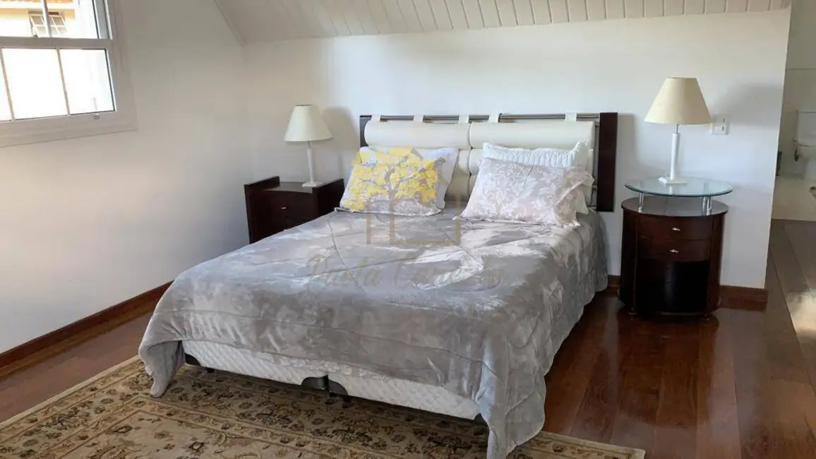 Foto 4 de Casa com 4 quartos à venda em Campos Do Jordao - SP