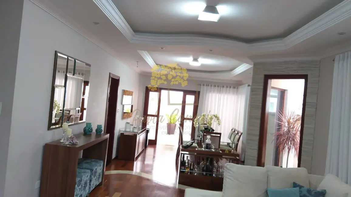 Foto 2 de Casa com 4 quartos à venda, 264m2 em Sao Jose Dos Campos - SP