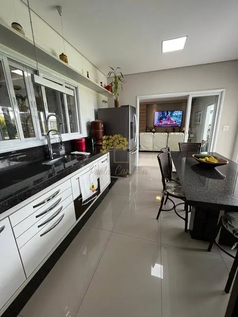 Foto 3 de Casa de Condomínio com 4 quartos à venda, 366m2 em Sao Jose Dos Campos - SP