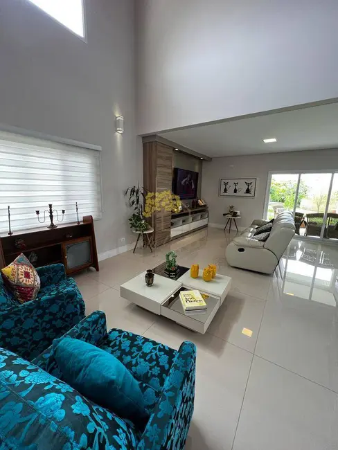 Foto 7 de Casa de Condomínio com 4 quartos à venda, 366m2 em Sao Jose Dos Campos - SP