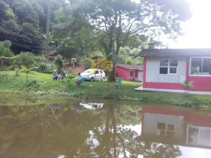 Sítio / Rancho com 2 quartos à venda em Sao Jose Dos Campos - SP - imagem 4 Foto 4 de Sítio / Rancho com 2 quartos à venda em Sao Jose Dos Campos - SP