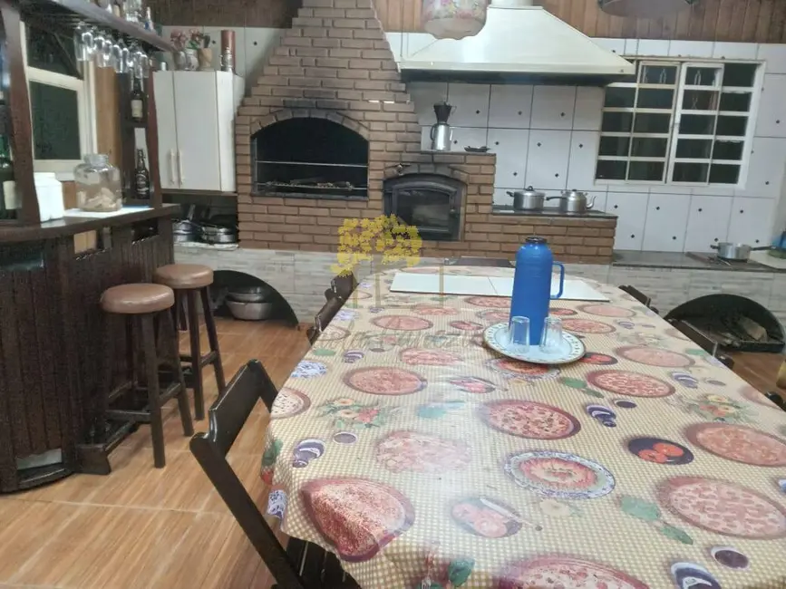 Sítio / Rancho com 2 quartos à venda em Sao Jose Dos Campos - SP - imagem 6 Foto 6 de Sítio / Rancho com 2 quartos à venda em Sao Jose Dos Campos - SP