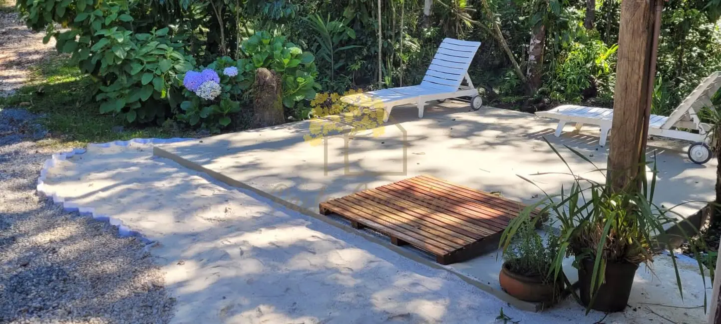 Foto 3 de Sítio / Rancho com 3 quartos à venda e para alugar, 150m2 em Sao Jose Dos Campos - SP