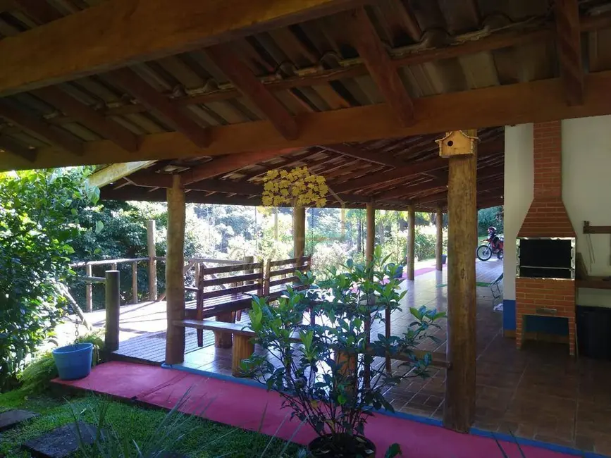 Foto 5 de Sítio / Rancho com 4 quartos à venda, 100m2 em Sao Jose Dos Campos - SP