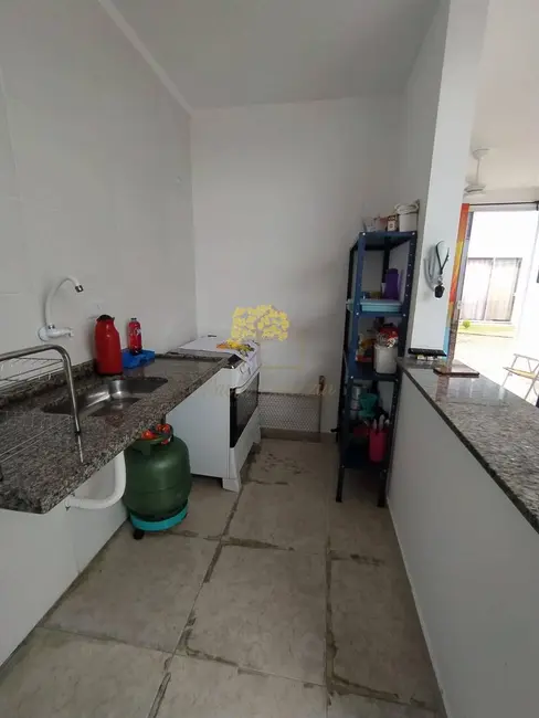 Casa de Condomínio com 2 quartos à venda, 48m2 em Itanhaem - SP - imagem 4 Foto 4 de Casa de Condomínio com 2 quartos à venda, 48m2 em Itanhaem - SP